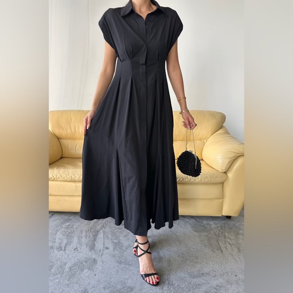 Elegant Black Maxi Dress - Picture 2 of 4